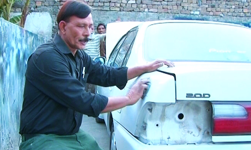 کار پینٹر کے پیچھے چھپا گلوکاری کا فن