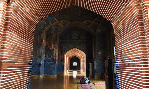 Fading splendour of Thatta's Shah Jahani mosque