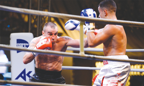 Amir Khan holds Pakistan’s ‘first professional’ exhibition bout Amir Khan holds Pakistan’s ‘first professional’ exhibition bout