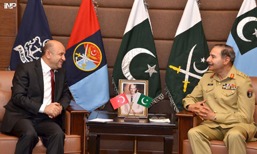 Turkish minister praises Pakistan Army&rsquo;s role