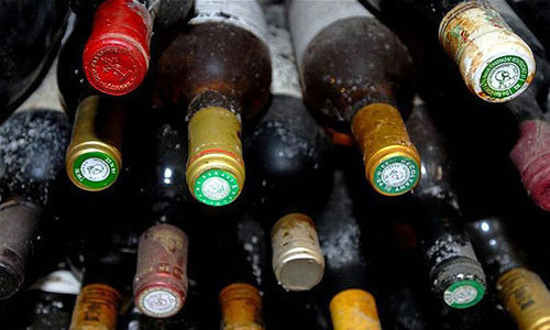 Two Hindus among three shot dead in attack on wine shop