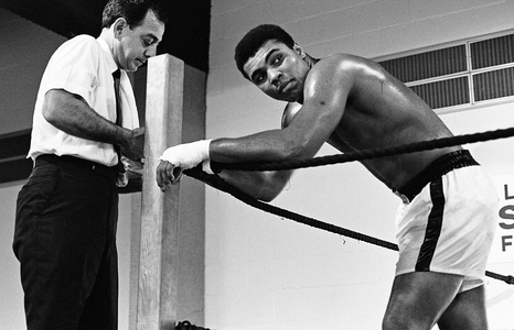 For Lyari boxers, mourning 'brother' Mohammad Ali is deeply personal