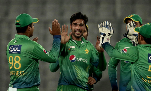 Amir can&rsquo;t put a foot wrong, warns Intikhab