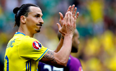 Ibrahimovic to quit international duty after Euro 2016