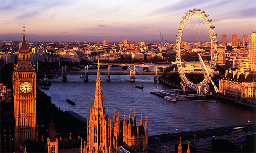 Foreign investors eye UK property after Brexit fallout