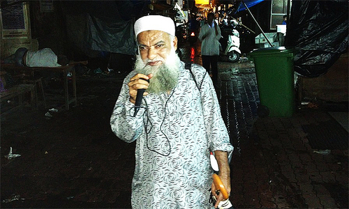 For 18 years, this man has been waking Mumbaikars up for Sehri in Ramazan