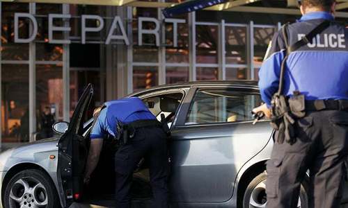 US woman livestreams boyfriend's dying moments after new cop shooting