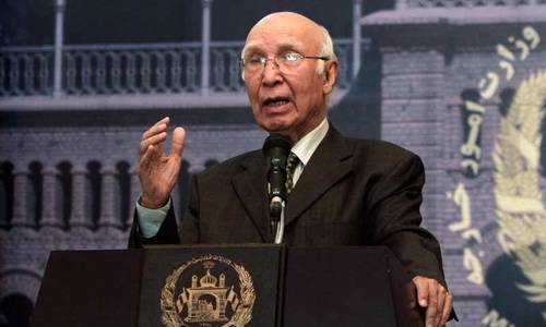 Indian lobby doing propaganda against Pakistan in US, says Aziz