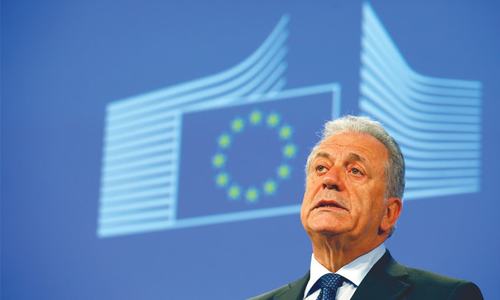 EU proposes new asylum rules to stop migrants crossing Europe
