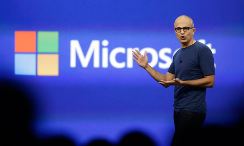 As PCs decline, Microsoft betting its future on the cloud As PCs decline, Microsoft betting its future on the cloud