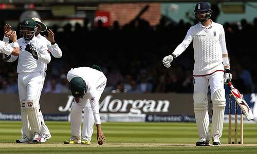 England axe Finn and Ball from 2nd Test squad