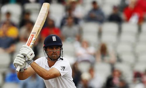 Pakistan 198 all out; Cook says &lsquo;no follow-on&rsquo;