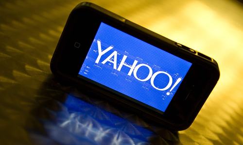 Verizon buys Yahoo for $4.83bn, marking end of an era