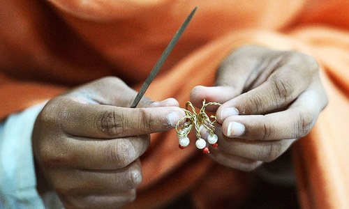 Recognition of gems business as industry urged