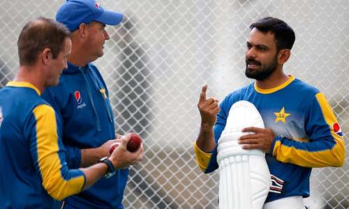 Absence of fifth bowler hurting Pakistan, says Tauseef