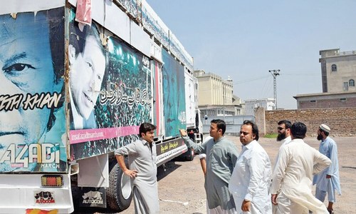 Imran Khan mounts container in Peshawar today