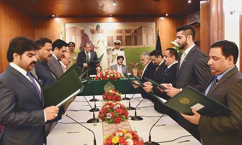 Nine more ministers, 11 special assistants join Sindh cabinet