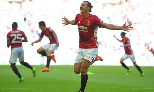 Ibrahimovic fires United to Community Shield win