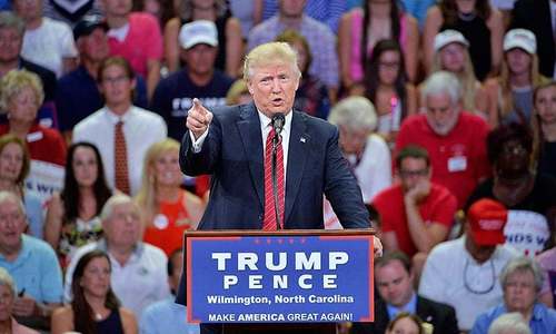 Trump under fire for suggesting violence against Clinton