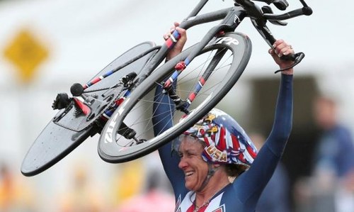 Olympics-In middle age, Rio's golden oldies teach youth a lesson