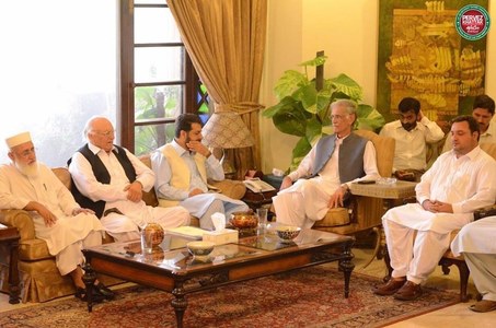 Khattak seeks Fata-KP merger before 2018