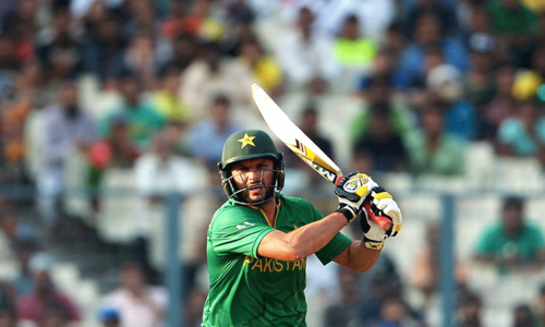 Run records fuel fears over bat-ball balance