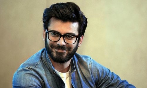 Indian journalist writes open letter to Fawad Khan, tells him to return to Pakistan
