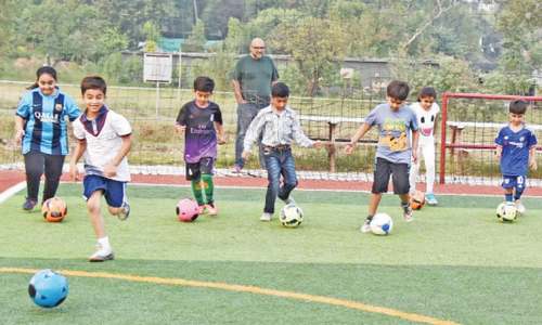 Grounds, professional facilities attract Pindi&rsquo;s young footballers