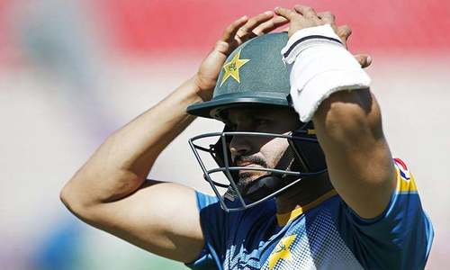Mistakes under pressure allowed England to post 444, accepts Azhar Ali