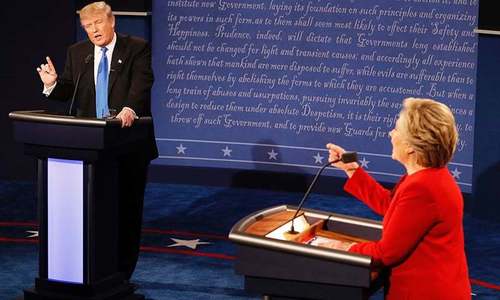 Clinton, Trump battle fiercely over taxes, race, terror in first US presidential debate Clinton, Trump battle fiercely over taxes, race, terror in first US presidential debate