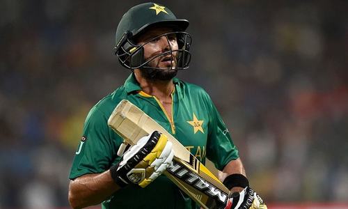 Future of Afridi, Ajmal uncertain as PCB set to give central contracts