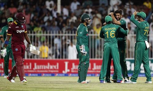 Pakistan seek to grab series against WI
