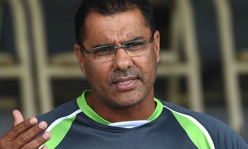 Team doing well under Mickey Arthur, says Waqar