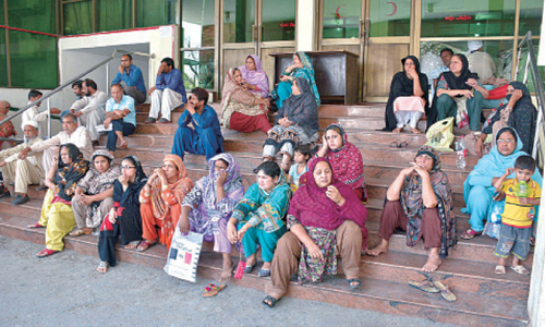 Young doctors end sit-in after &lsquo;negotiation&rsquo;