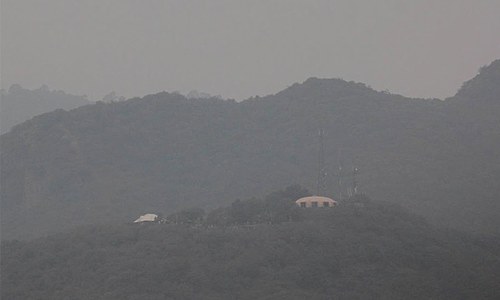 &lsquo;Burning agricultural waste, vehicles&rsquo; exhaust lead to smog&rsquo;