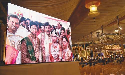 Tycoon hosts big, fat Indian wedding amid cash crunch
