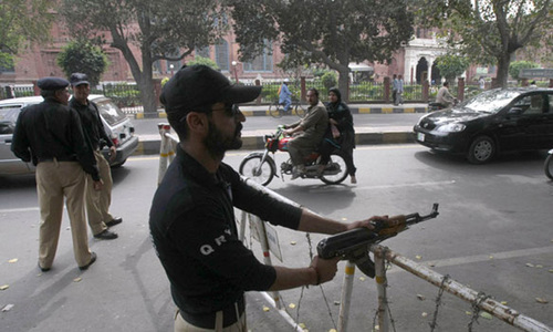 Street crime &lsquo;surge&rsquo;: Lahore police propose law to tackle 12,000 &lsquo;offenders&rsquo;