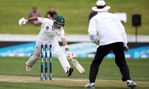 Southee, Babar share limelight as NZ remain in control Southee, Babar share limelight as NZ remain in control