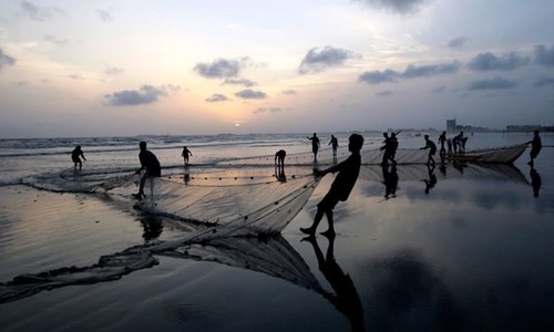 26 Pakistani fishermen captured by Indians