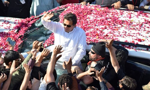 Imran Khan performs groundbreaking of Shaukat Khanum hospital in Karachi