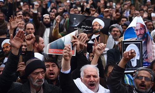 Thousands of Shias protest against IS in Afghanistan