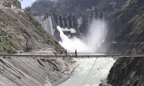 Govt plans 10-paisa per unit surcharge to cover Neelum-Jhelum cost overruns