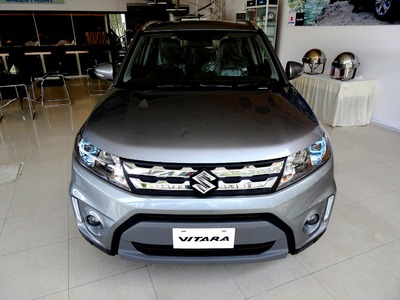 The Suzuki Vitara, a new contender in the crossover market