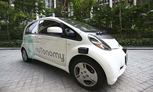 For driverless cars, a moral dilemma: Who lives or dies?