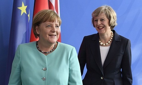 European leaders oppose Trump travel ban, far right applauds