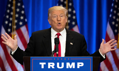 US judge temporarily blocks Trump's travel ban nationwide