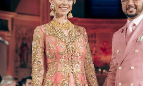 Pakistani designers strutted their stuff at London's Fashion Parade 2017 Pakistani designers strutted their stuff at London's Fashion Parade 2017