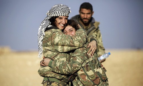Syrian Arab women battle IS, social stigma Syrian Arab women battle IS, social stigma