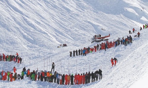 Four dead in massive French Alps avalanche Four dead in massive French Alps avalanche