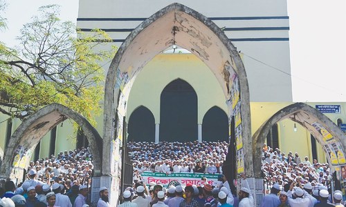 Bangladesh Islamists protest court&rsquo;s Greek goddess statue
